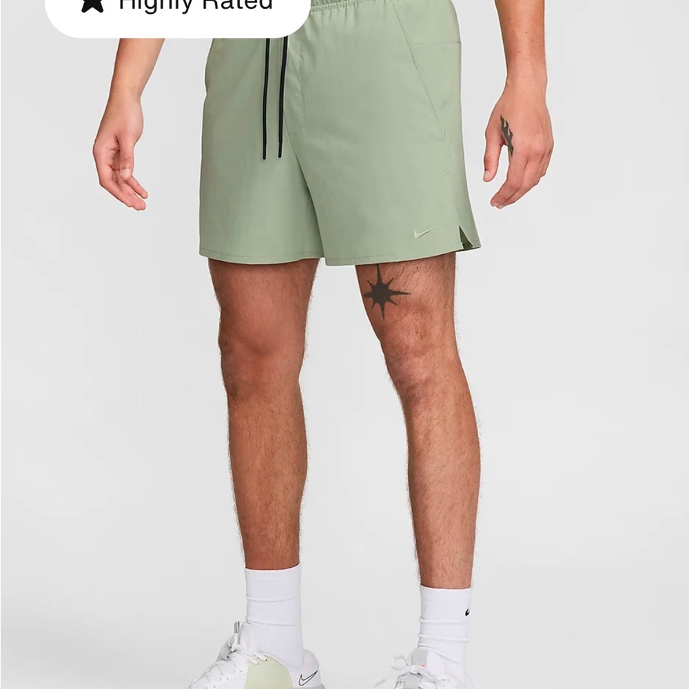 Nike Green Athletic Shorts Lightweight Elastic Waist